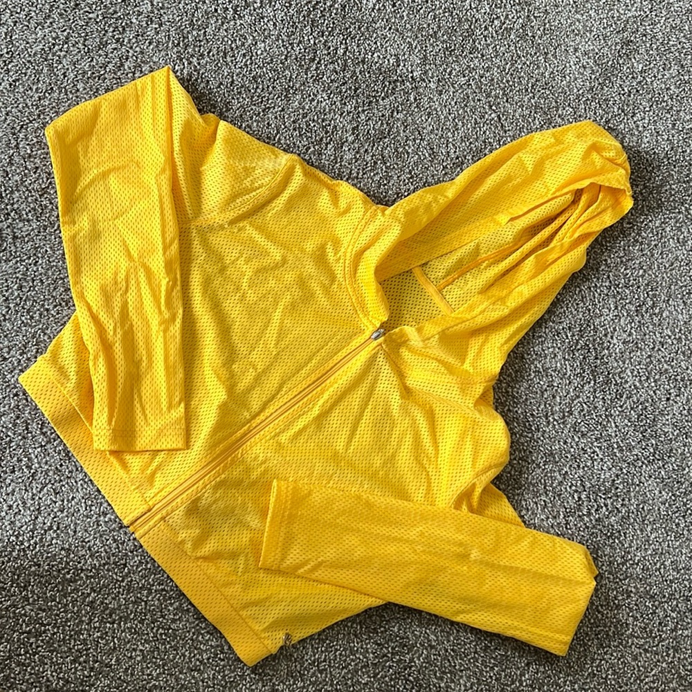 BuffBunny Cropped Zip-Up